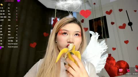 Sweetie online show from 5, 2, 2025