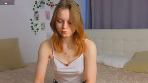 Luna and Lina online show from 28, 11, 2025