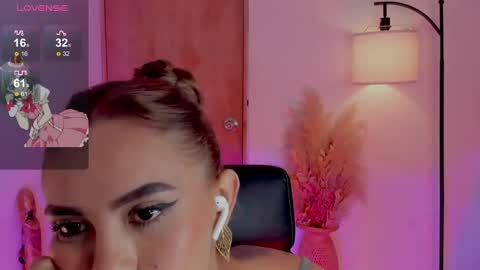 camila online show from 22, 12, 2024