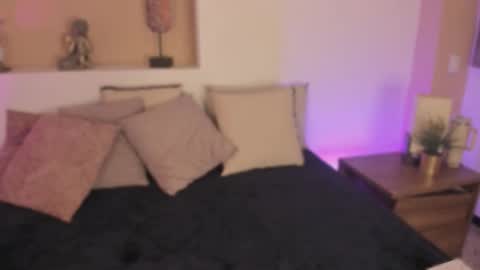  X I O M A R A  online show from 15, 2, 2026