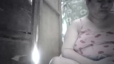 xjuicytits online show from 18, 4, 2026