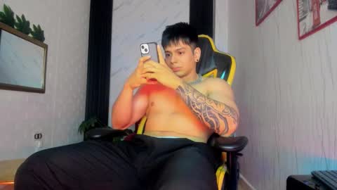      online show from 8, 10, 2025