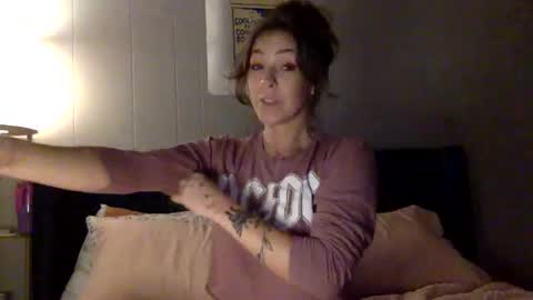 xLacyy online show from 6, 1, 2026