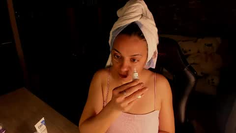 Lara online show from 5, 4, 2026