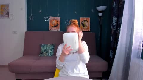 Snapshot of xloe_queen chatting on 25, 12, 2024 Chloe online show from 25, 12, 2024