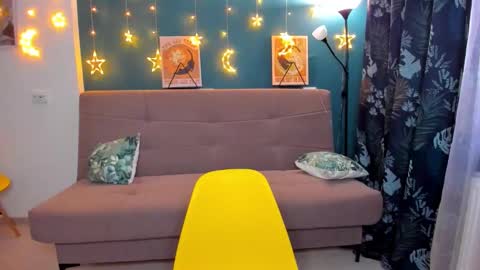 Snapshot of xloe_queen chatting on 14, 1, 2025 Chloe online show from 14, 1, 2025