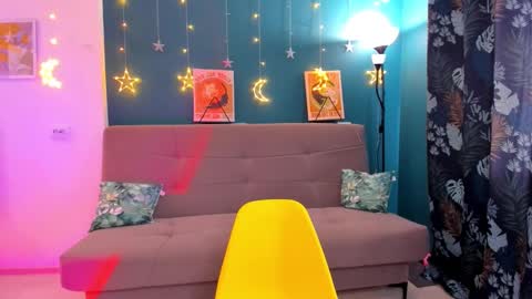 Snapshot of xloe_queen chatting on 11, 2, 2025 Chloe online show from 11, 2, 2025