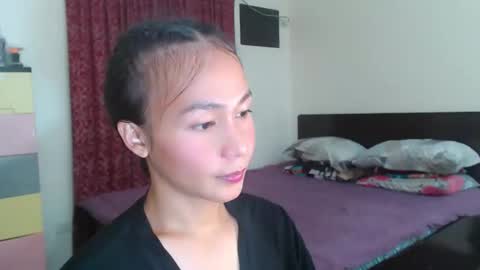 Snapshot of xlovely_destinyx chatting on 8, 1, 2025 Alice online show from 8, 1, 2025