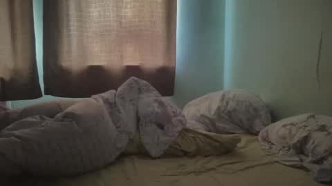 Snapshot of xlunasexyx chatting on 16, 9, 2025 Luna online show from 16, 9, 2025