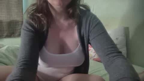 Snapshot of xlunasexyx chatting on 21, 10, 2025 Luna online show from 21, 10, 2025