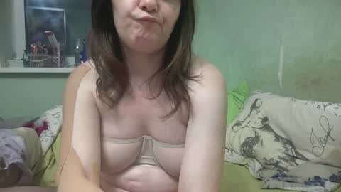 Snapshot of xlunasexyx chatting on 14, 12, 2025 Luna online show from 14, 12, 2025