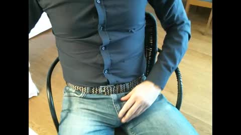 Snapshot of xmystiqdreamsx chatting on 4, 3, 2025 xmystiqdreamsx online show from 4, 3, 2025