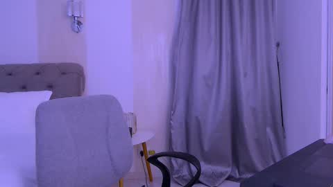 Snapshot of xnaominashx chatting on 7, 2, 2025 Naomi Nash online show from 7, 2, 2025