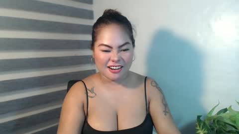 Snapshot of xo__kitty chatting on 25, 2, 2025 kitty online show from 25, 2, 2025