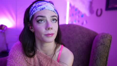 Bella Bondai online show from 9, 1, 2025