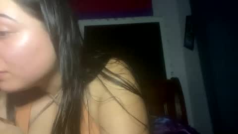 Snapshot of xocrybaby chatting on 7, 12, 2024 xocrybaby online show from 7, 12, 2024