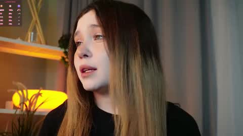 Milana online show from 25, 11, 2025