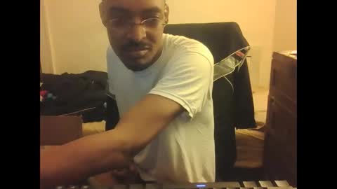 .-X-. online show from 8, 3, 2025