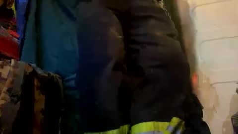 Snapshot of xploringus1 chatting on 28, 10, 2025 Xploringus online show from 28, 10, 2025