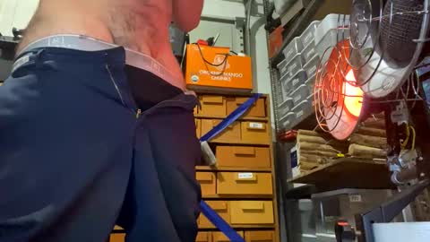 Snapshot of xploringus1 chatting on 14, 11, 2025 Xploringus online show from 14, 11, 2025