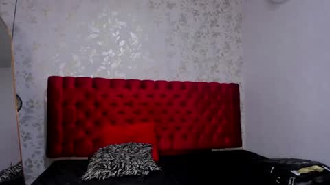 R A Y online show from 18, 4, 2026