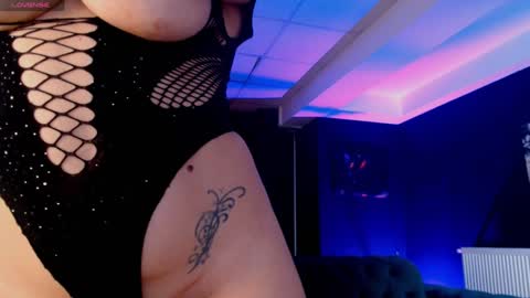Snapshot of xrenata_blue chatting on 16, 12, 2024 Renata online show from 16, 12, 2024