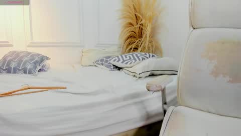 Snapshot of xrystal_and_danne chatting on 29, 1, 2025 Xrystal and Danne online show from 29, 1, 2025