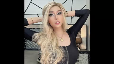 xsexysucker online show from 23, 6, 2026