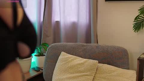 Blue online show from 9, 2, 2026