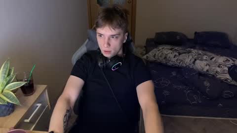 DerekHehe online show from 5, 1, 2026