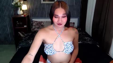Snapshot of xtspetitehugecock chatting on 16, 5, 2026 xtspetitehugecock online show from 16, 5, 2026