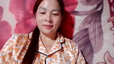 Snapshot of xuxulove00 chatting on 4, 10, 2025 xuxulove00 online show from 4, 10, 2025