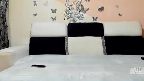 Snapshot of xveryhotcouple chatting on 30, 11, 2025 xveryhotcouple online show from 30, 11, 2025