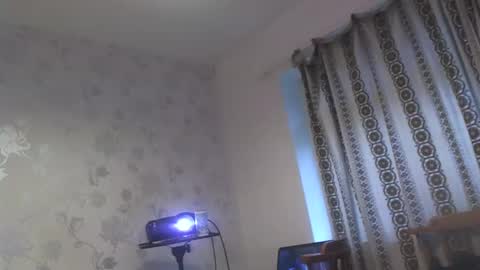 Snapshot of xvoyeur2011x chatting on 25, 3, 2026 xvoyeur2011x online show from 25, 3, 2026