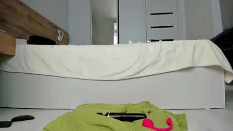 Snapshot of xvsesss chatting on 24, 2, 2025 LagerthaLove online show from 24, 2, 2025