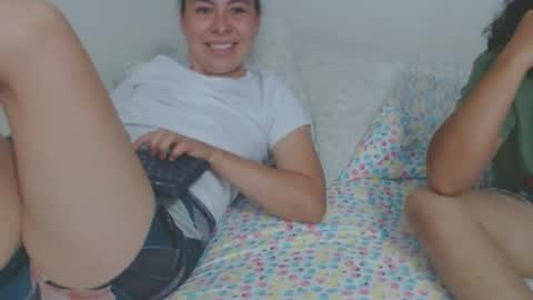 Snapshot of xwxwhornyprincess chatting on 29, 1, 2025 Gabriela and Camila online show from 29, 1, 2025