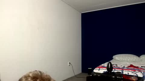 Snapshot of xx19hornyxx chatting on 26, 1, 2025 max online show from 26, 1, 2025