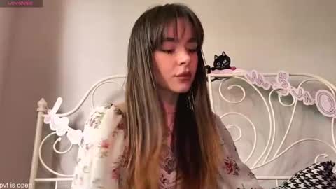 Snapshot of xx_lily chatting on 10, 7, 2026 Lily online show from 10, 7, 2026