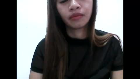 Snapshot of xx_winwin_xx chatting on 6, 12, 2024 Mariel online show from 6, 12, 2024