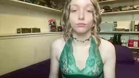 Snapshot of xxloveanastasia chatting on 10, 10, 2025 LoveAnastasia online show from 10, 10, 2025