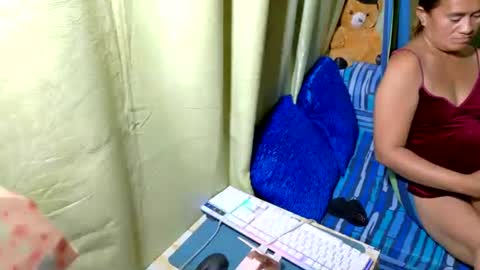 xxloveheart online show from 4, 3, 2026