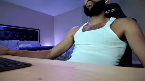 Snapshot of xxlrollingpapers chatting on 21, 9, 2025 xxlrollingpapers online show from 21, 9, 2025