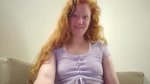 Snapshot of xxmariebliss chatting on 25, 4, 2026 xxmariebliss online show from 25, 4, 2026