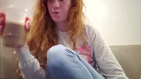 Snapshot of xxmariebliss chatting on 27, 4, 2026 xxmariebliss online show from 27, 4, 2026