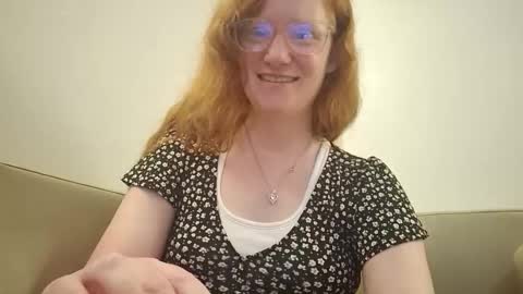 Snapshot of xxmariebliss chatting on 15, 5, 2026 xxmariebliss online show from 15, 5, 2026
