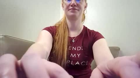 Snapshot of xxmariebliss chatting on 24, 5, 2026 xxmariebliss online show from 24, 5, 2026