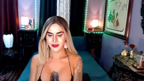 urperfection kelly online show from 12, 1, 2025