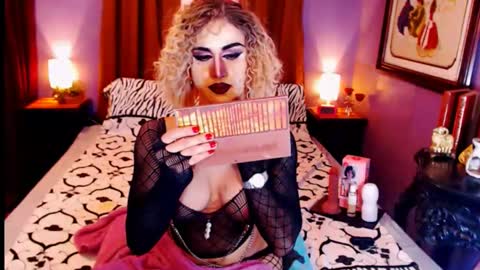 urperfection kelly online show from 4, 2, 2025