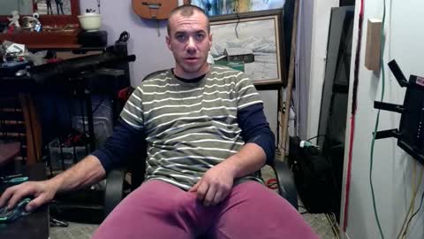 Snapshot of xxscubastevexxx chatting on 13, 11, 2025 xxScubaStevexx online show from 13, 11, 2025