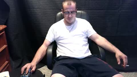 Snapshot of xxscubastevexxx chatting on 24, 11, 2025 xxScubaStevexx online show from 24, 11, 2025